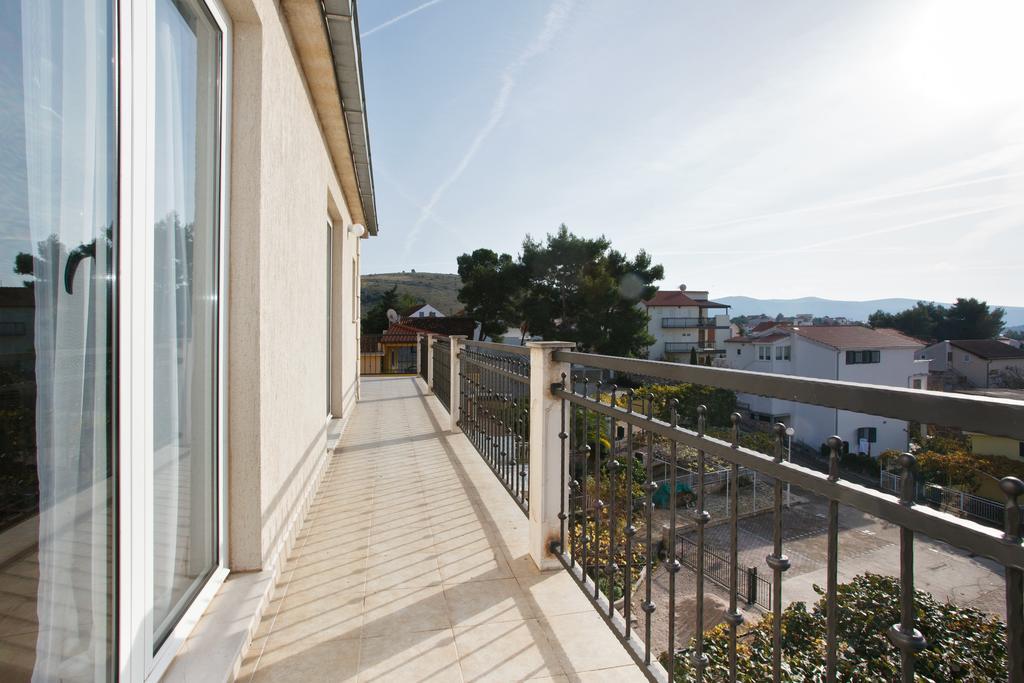 Apartments Vukusic Zaboric Exterior photo